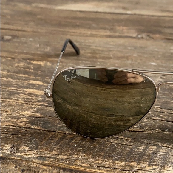 Ray Ban Aviators - Picture 2 of 5